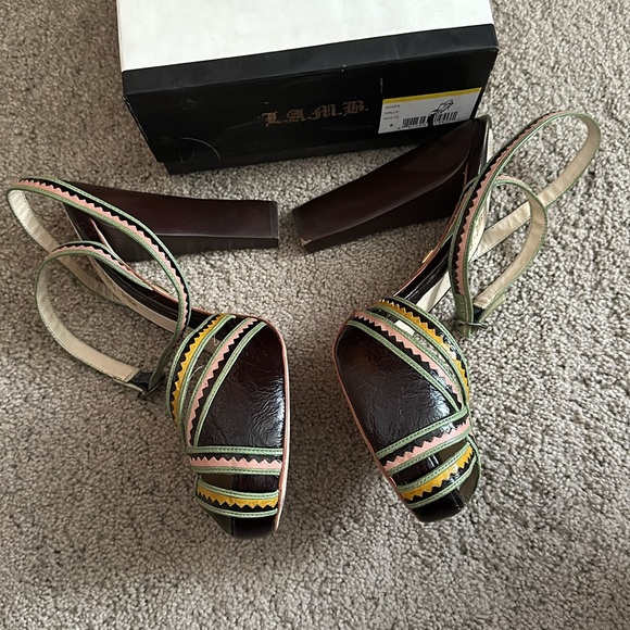 LAMB shoes NEW! Say size 9 but run small so listing as size 8 - Picture 2 of 5